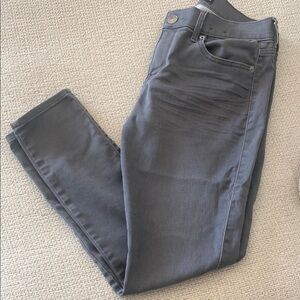 Express Gray Skinny Jeans Size 8 Short